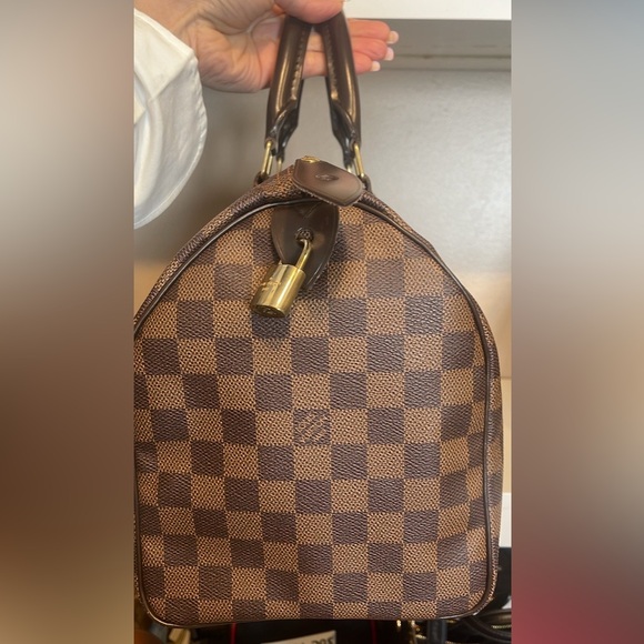 $1,390 USE LOUIS VUITTON SPEEDY DAMIER EBENE CANVAS - Picture 9 of 17